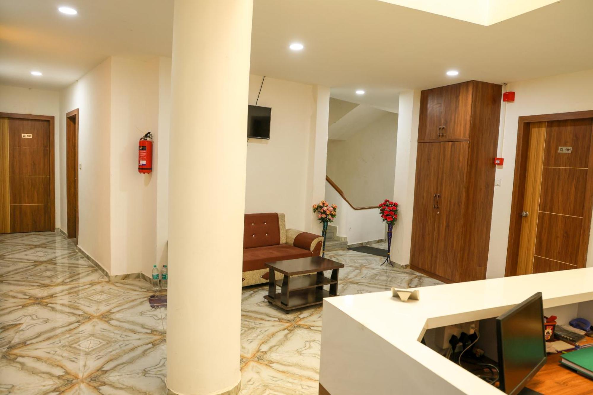 Hotel Aaram Kalupur Ahmedabad Eksteriør bilde