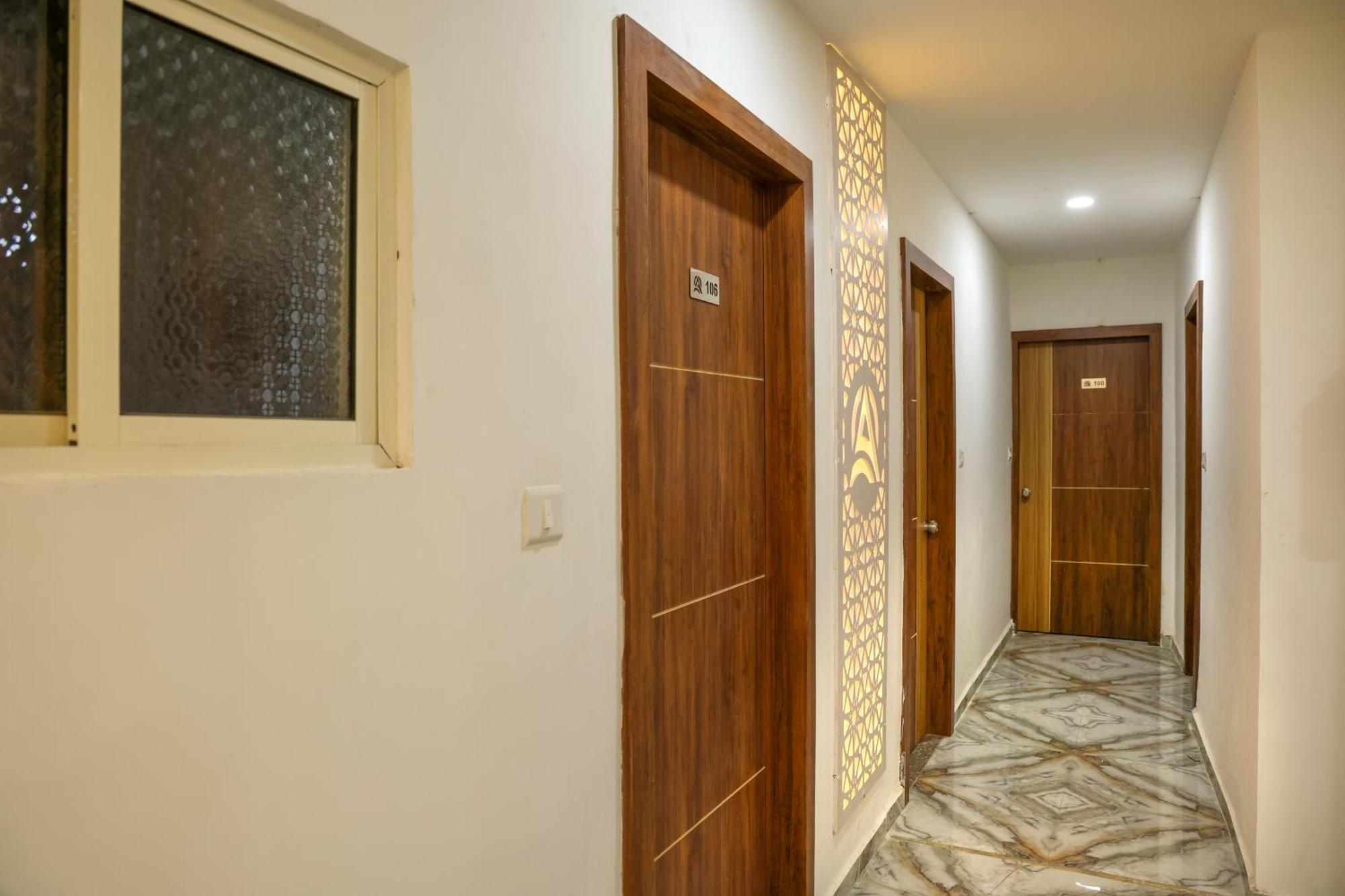 Hotel Aaram Kalupur Ahmedabad Eksteriør bilde