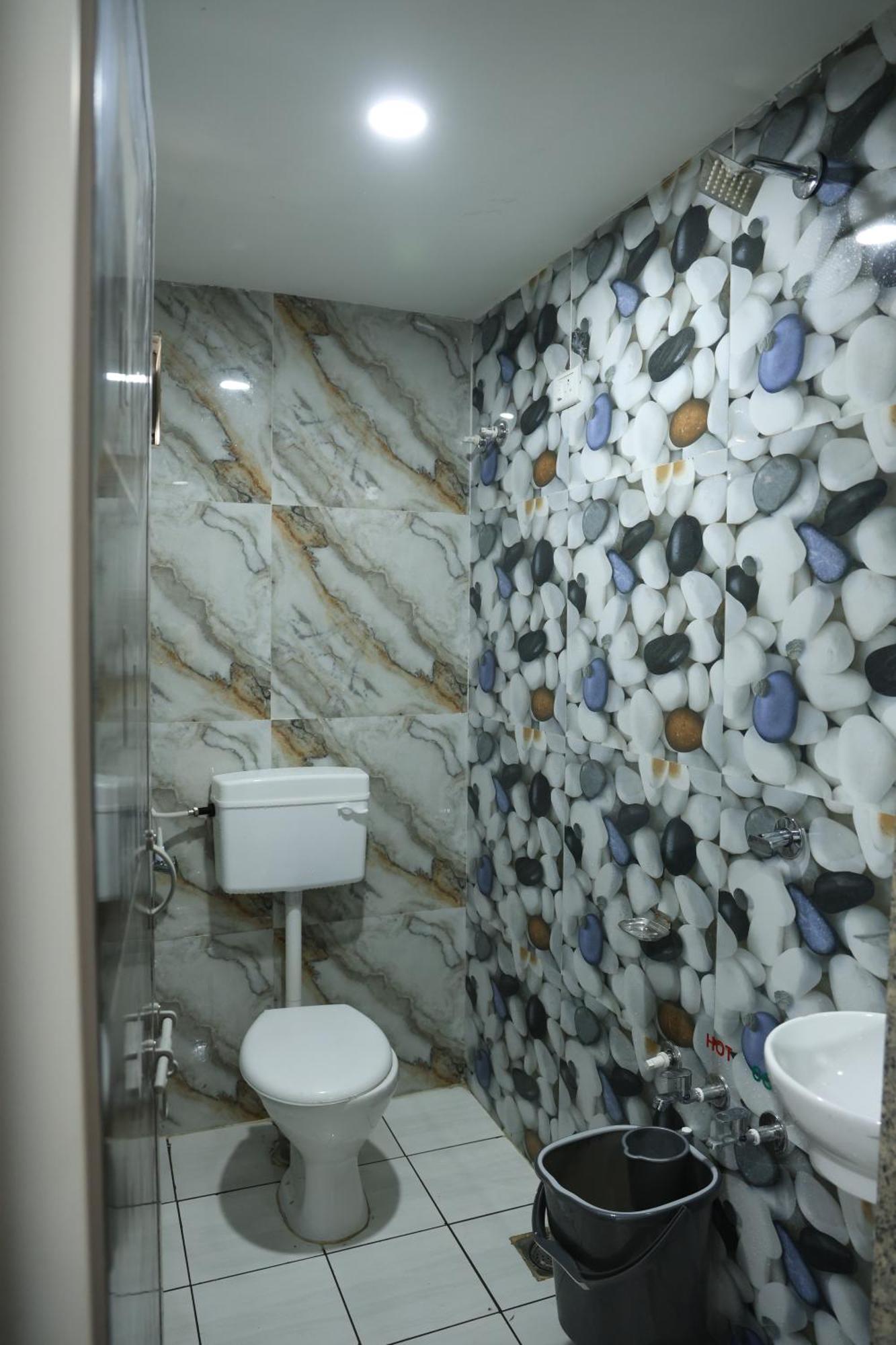 Hotel Aaram Kalupur Ahmedabad Eksteriør bilde